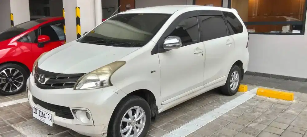Dijual Toyota Avanza Putih 2014 Type G