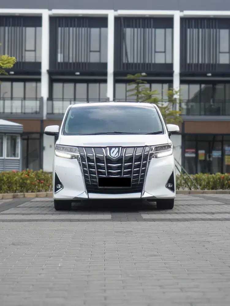 TOYOTA ALPHARD 2.5 LOMBARDI RSE (SPESIAL KREDIT DP O RUPIAH)