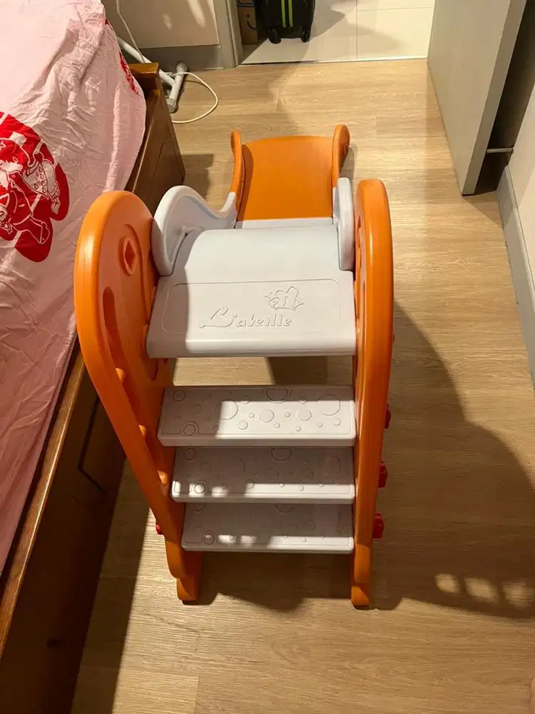 Perosotan Anak Dengan Ring Basket