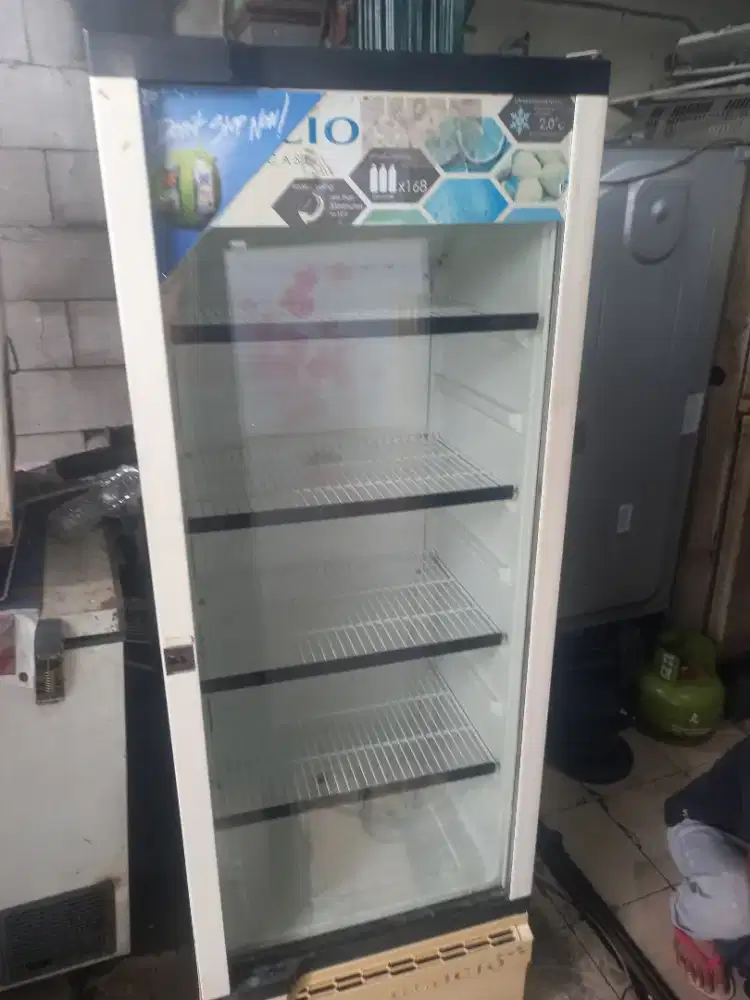 Di jual shocase jumbo 4 rsk  jumbo normal