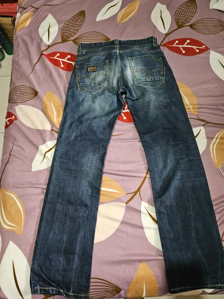 Celana Jeans Lois Size 31 | Like New