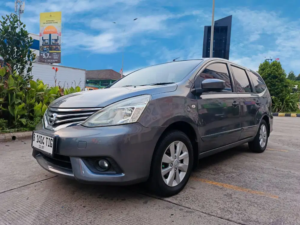 Nissan Grand livina 2014 Bensin