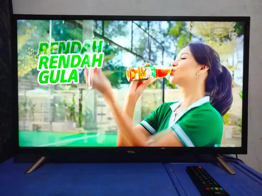 TV LED TCL 32 DIGITAL REMOT ASLI GAMBAR BAGUS
