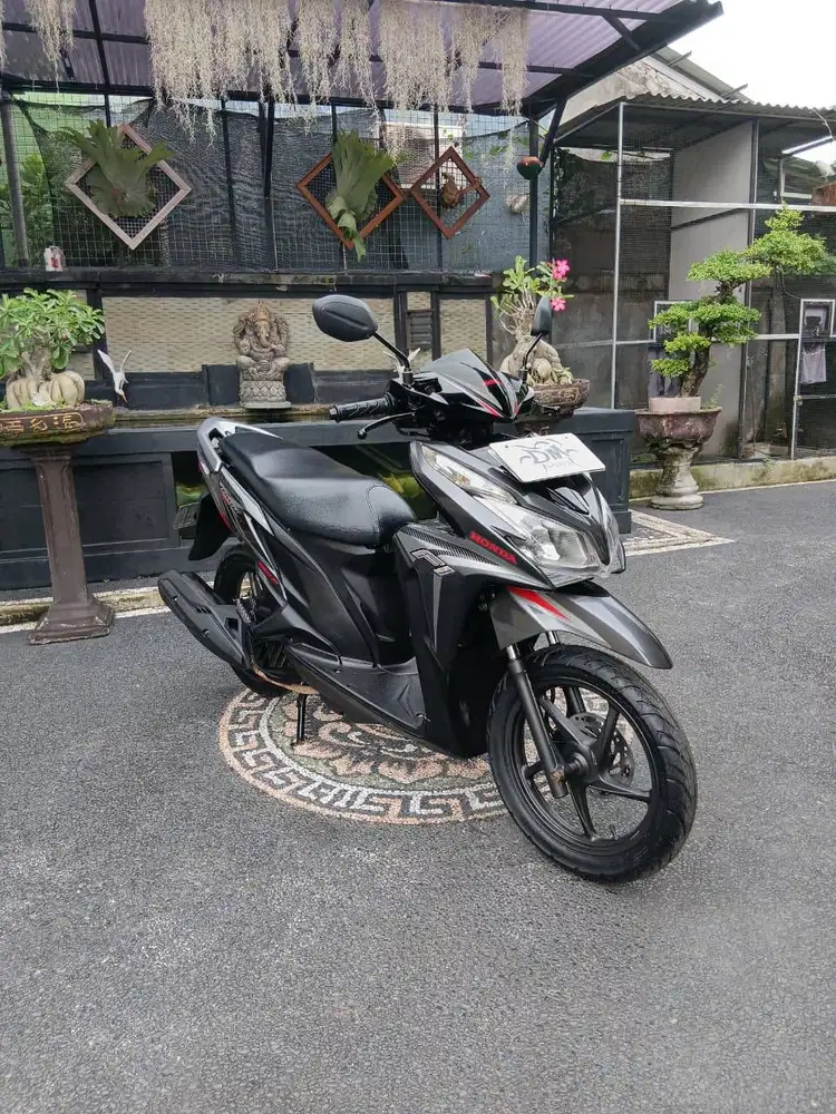 Vario techno 125 tahun 2013