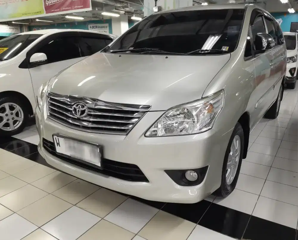 Toyota Innova G Diesel Silver 2013 Automatic