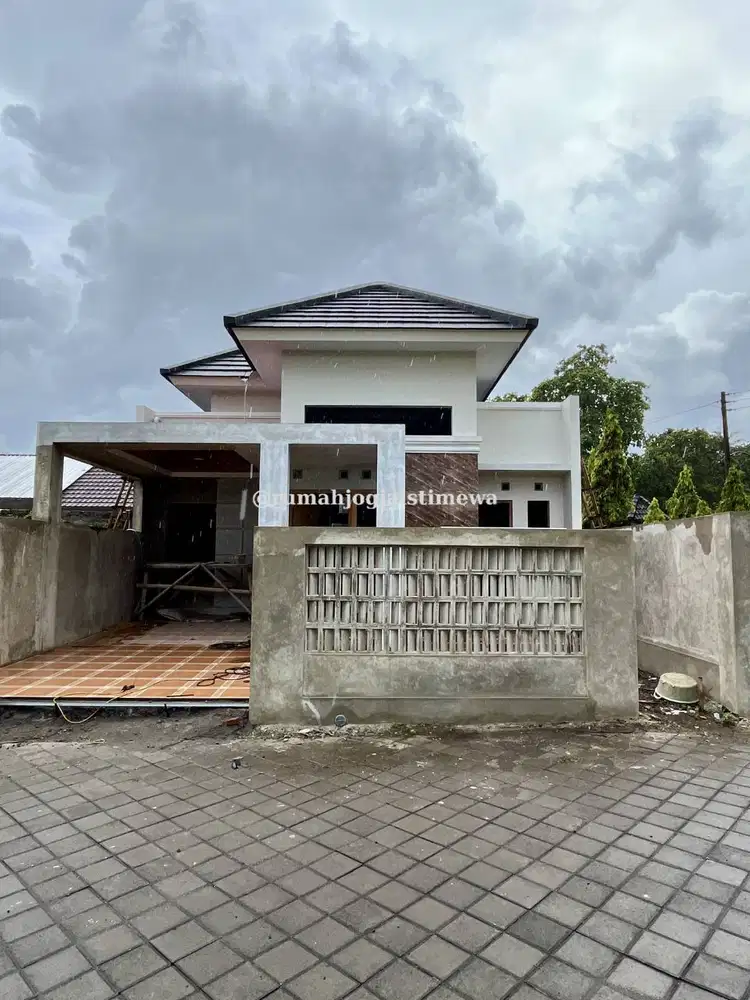 Rumah Baru Dalam Cluster di Wedomartani