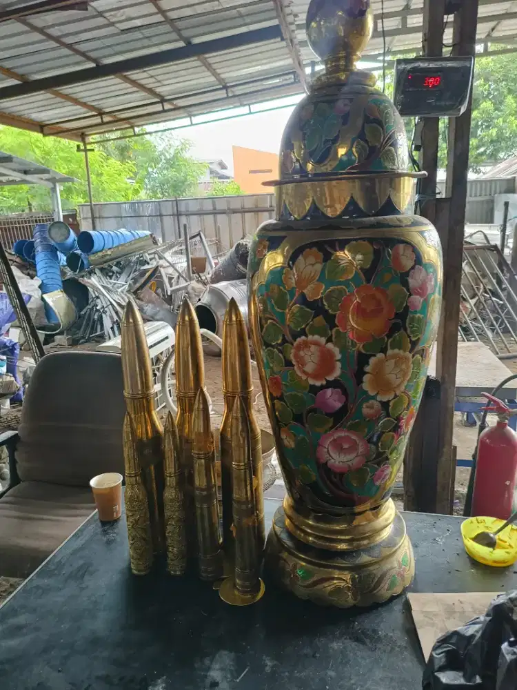 Menerima jual beli barang bekas