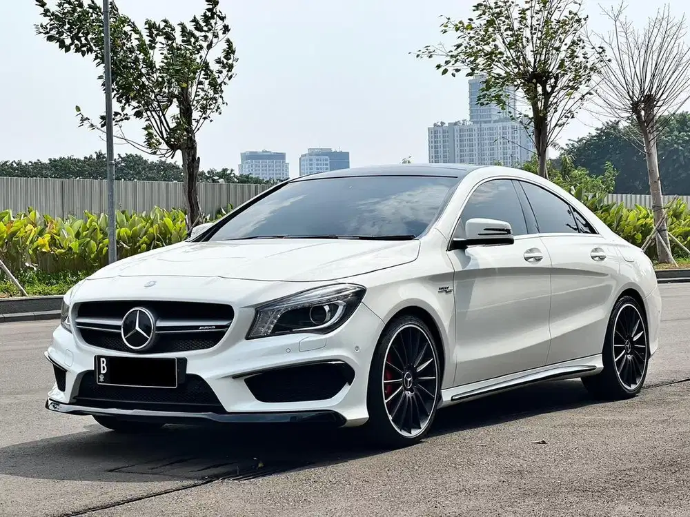 [KM42RB] Mercedes Benz CLA45 2014