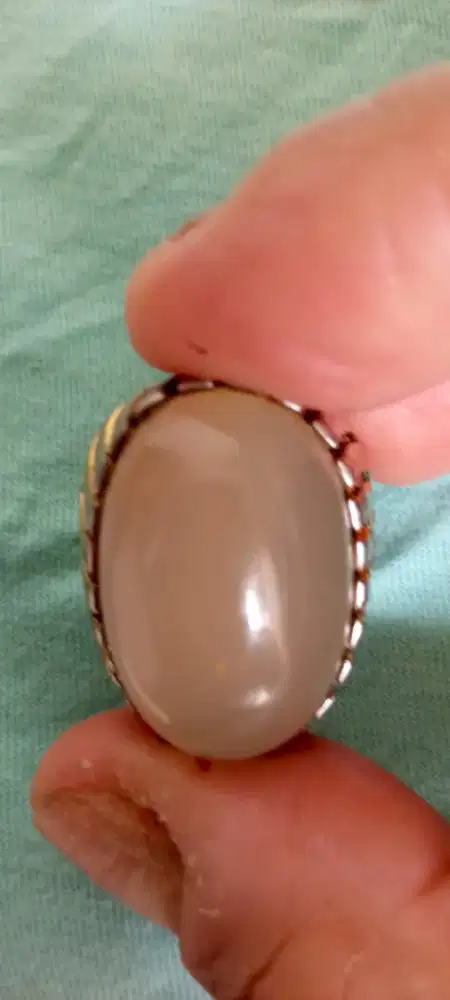 KINYANG AIR,BIDURI BULAN ATAU ANGGUR BULAN.