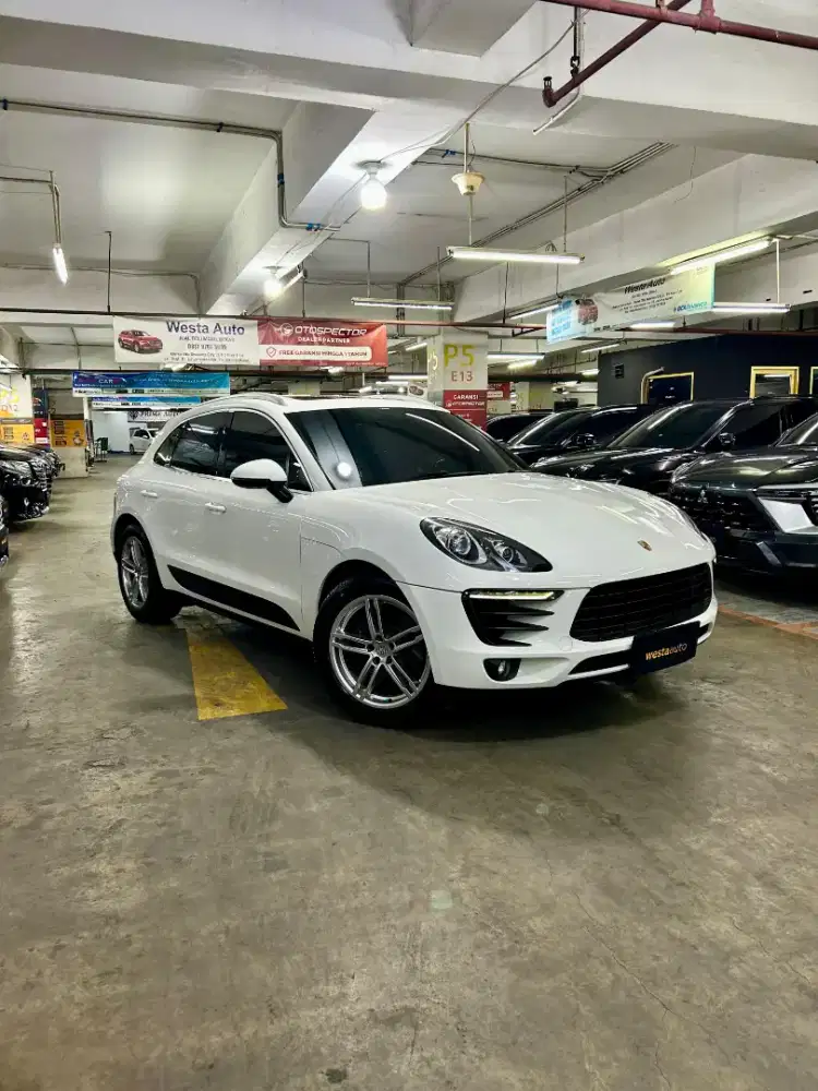 ODO 30rb Porsche Macan 2.0 PDK 2015 nik 2014 Like New