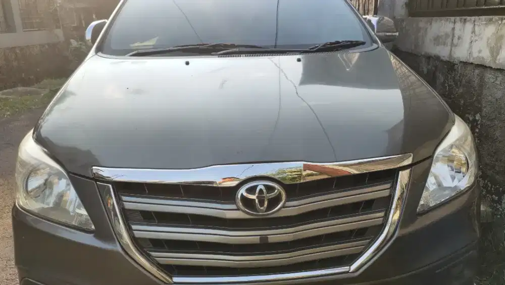 Innova diesel mt,& avanza mt