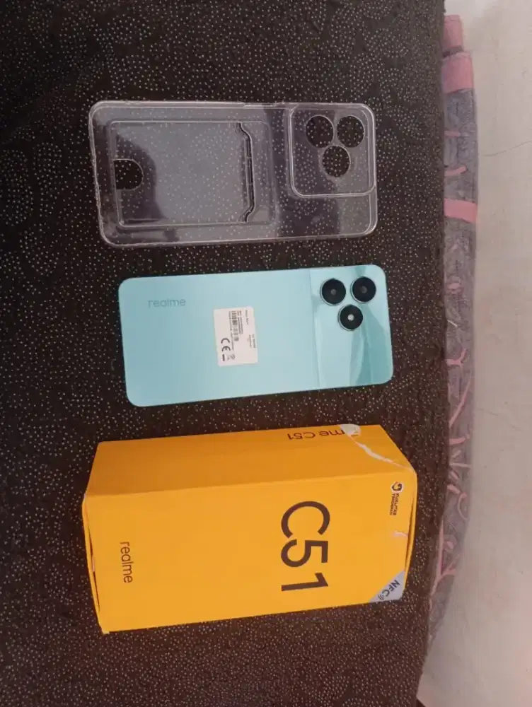 realme c51 lengkap , digunakan dgn baik