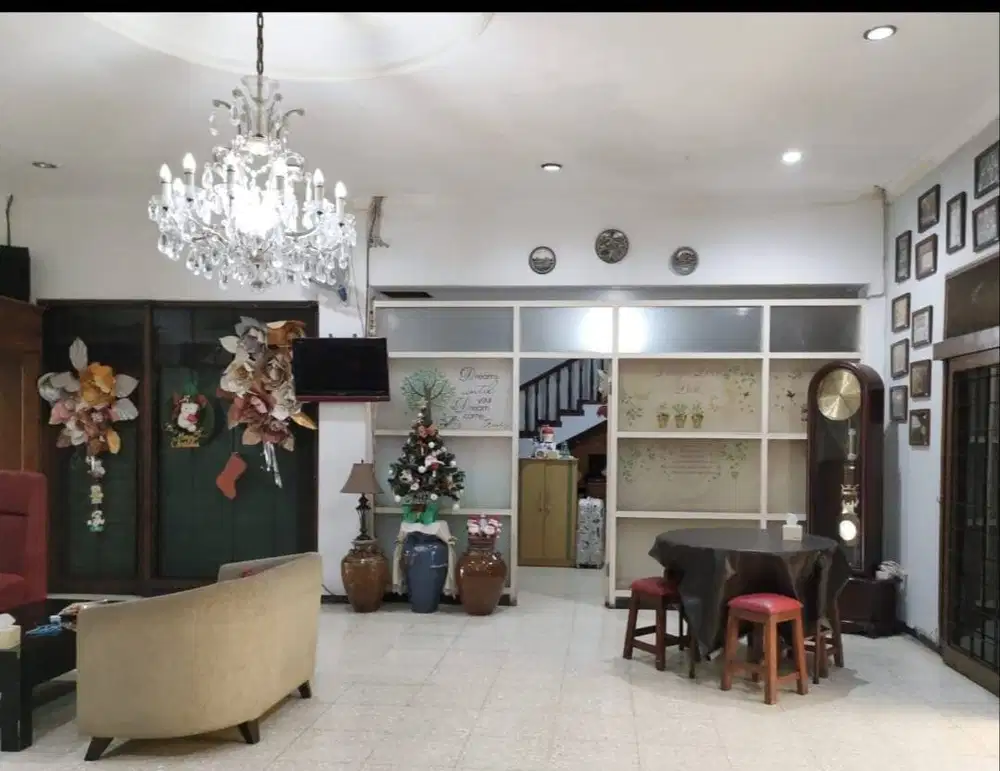 Lodaya Bandung Rumah dan tempat usaha pusat kota Cocok untuk kantor dl