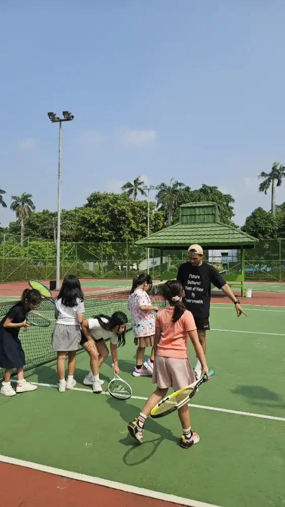 Dicari asisten pelatih tennis dan muay thai boxing