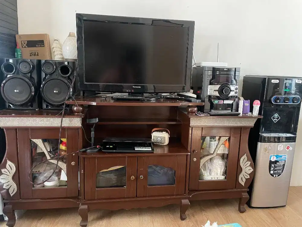 Buffet TV + TV Panasonic – Paket Hemat!