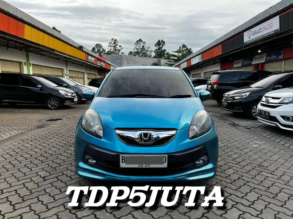 HONDA BRIO S AT 2013 LOW KM RARE COLOUR NITRO BLUE