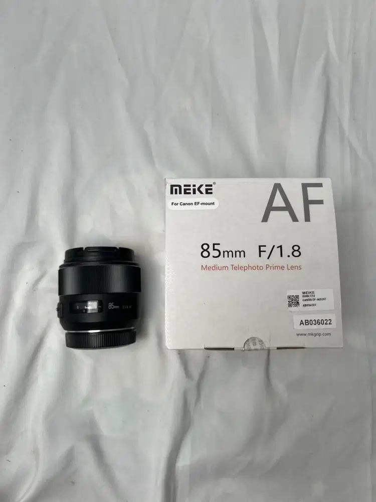 Lensa Meike 85 mm f2.0 For Canon EF Like new
