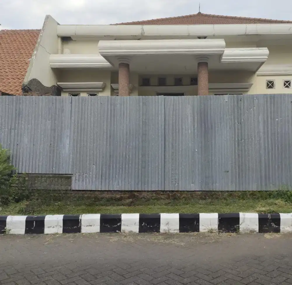 Dijual Rumah hitung tanah, jln Gayungsari