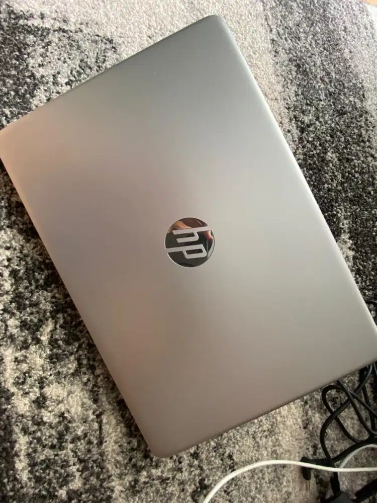 Laptop HP 14S AMD Radeon 3150 Murah meriah barang mulus