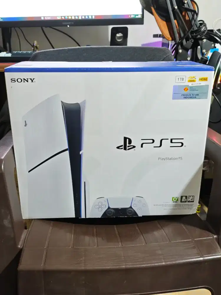 PS5 Slim Disc Version 1TB - Baru Segel