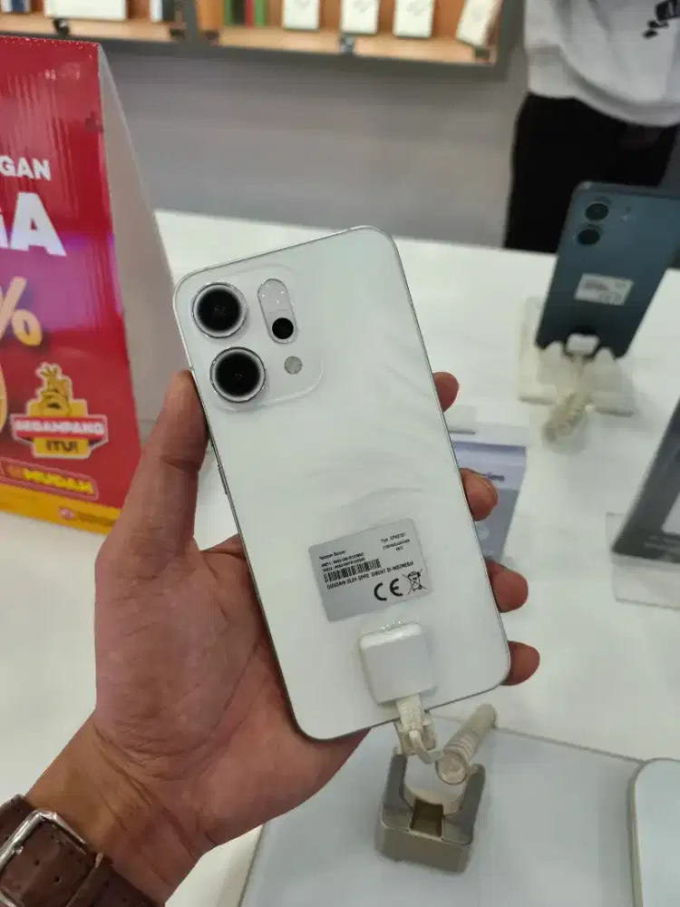 OPPO RENO 14 5G 12/256 GB