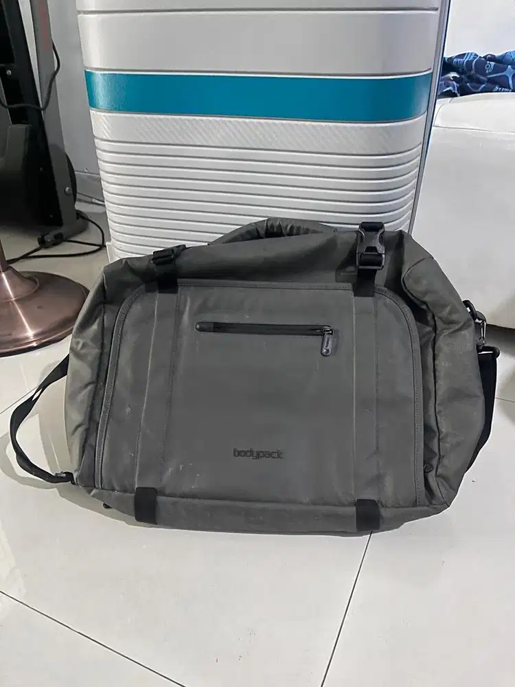 Tas pria selempang bodypack ori unit aja likenew