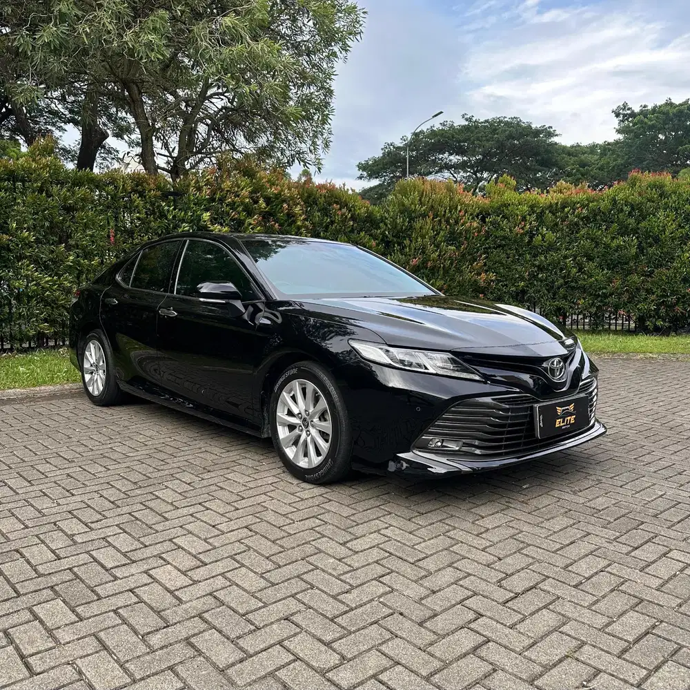 Toyota Camry 2.5V 2019