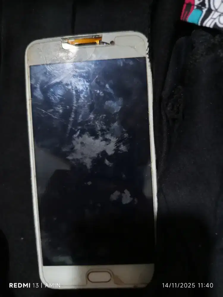 Vivo v5  ram 4 resmi vivo