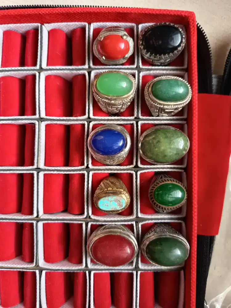 Batu ali koleksi pribadi