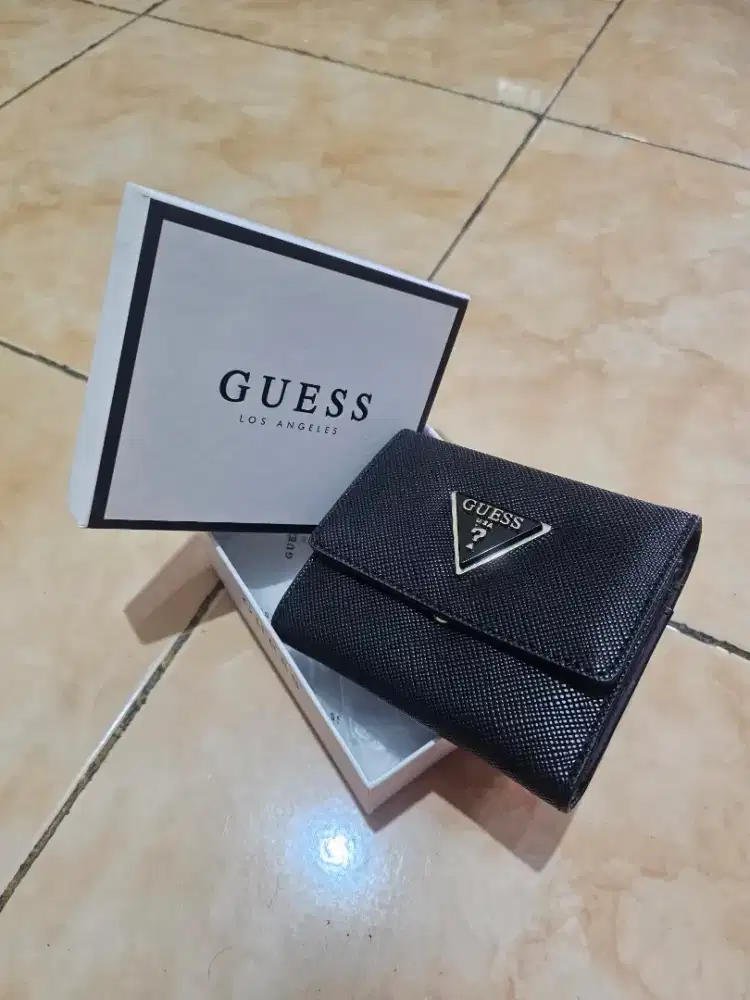 Dompet Wanita Guess