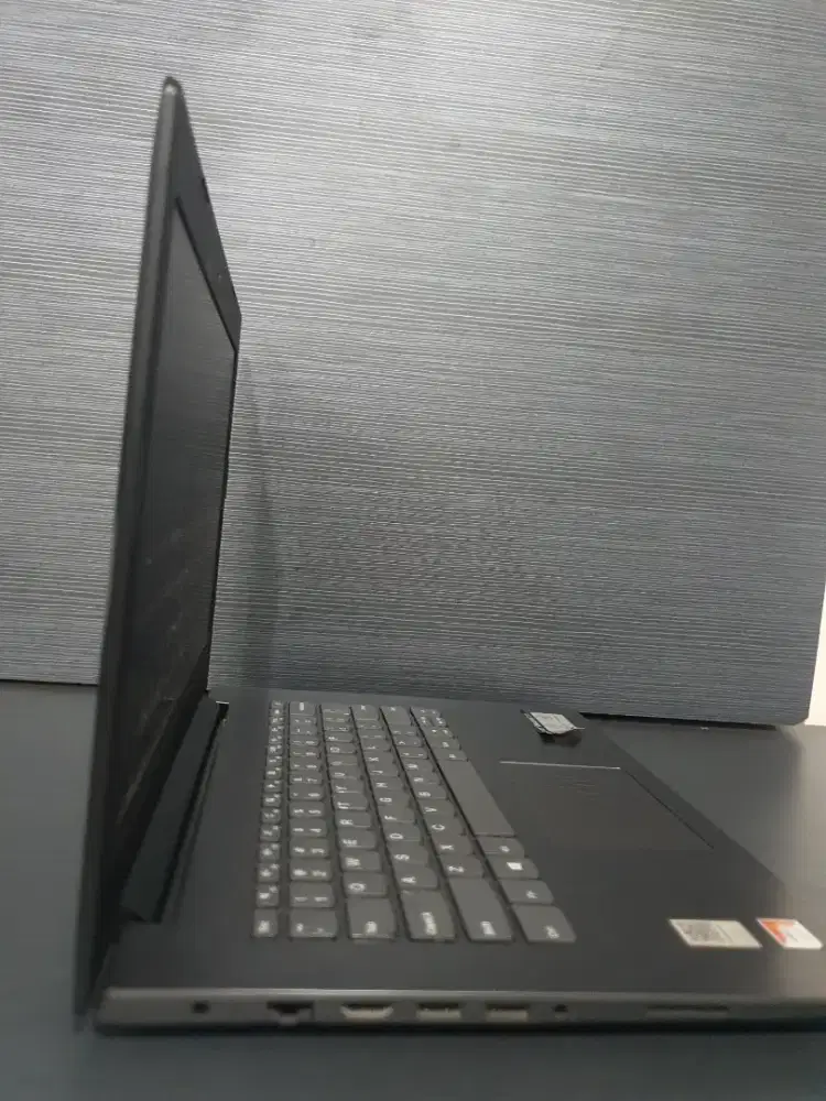 Lenovo Ideapad 330