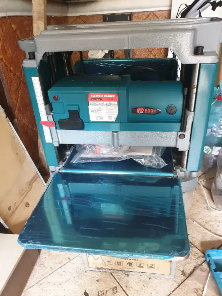 mesin planer edon