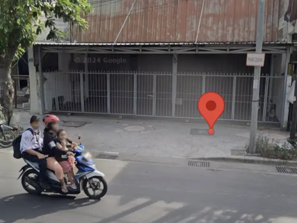 Raya nginden komersial area