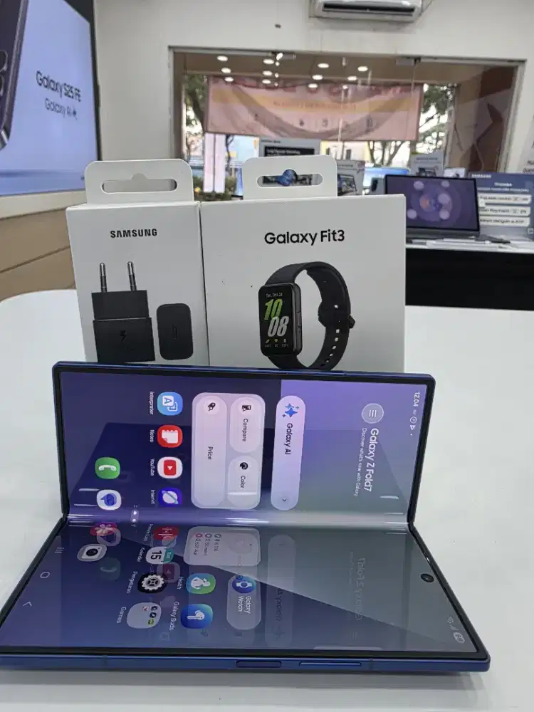 Samsung Fold7, bisa cicilan, syarat KTP.