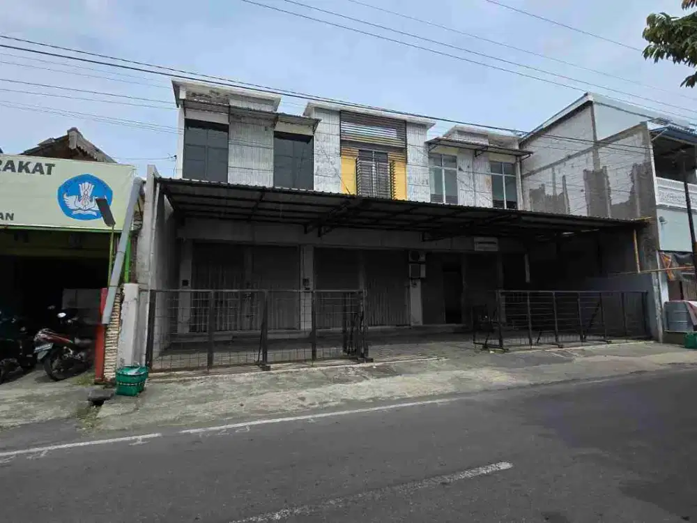 Disewakan Ruko Strategis dekat Jalan Veteran Tipes Serengan Solo.