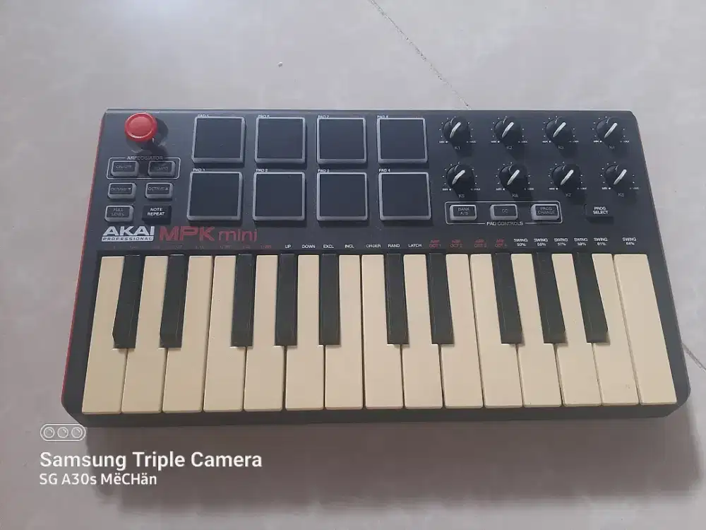 AKAI MPK mini mini