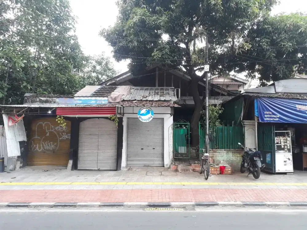 Rumah Akses Jalan 3 Mobil Lokasi Strategis daerah Komersil di Tebet Barat Jaksel
