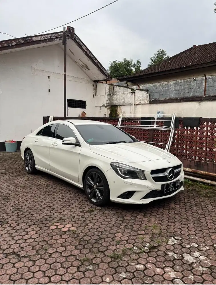 Jual CLA 200 bekas murah