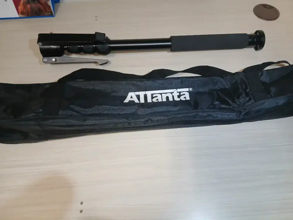 monopod kamera AT-1450 atau AT-1400