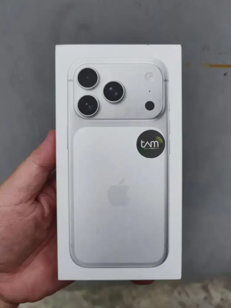 iPhone 17 pm silver 256gb new Tam