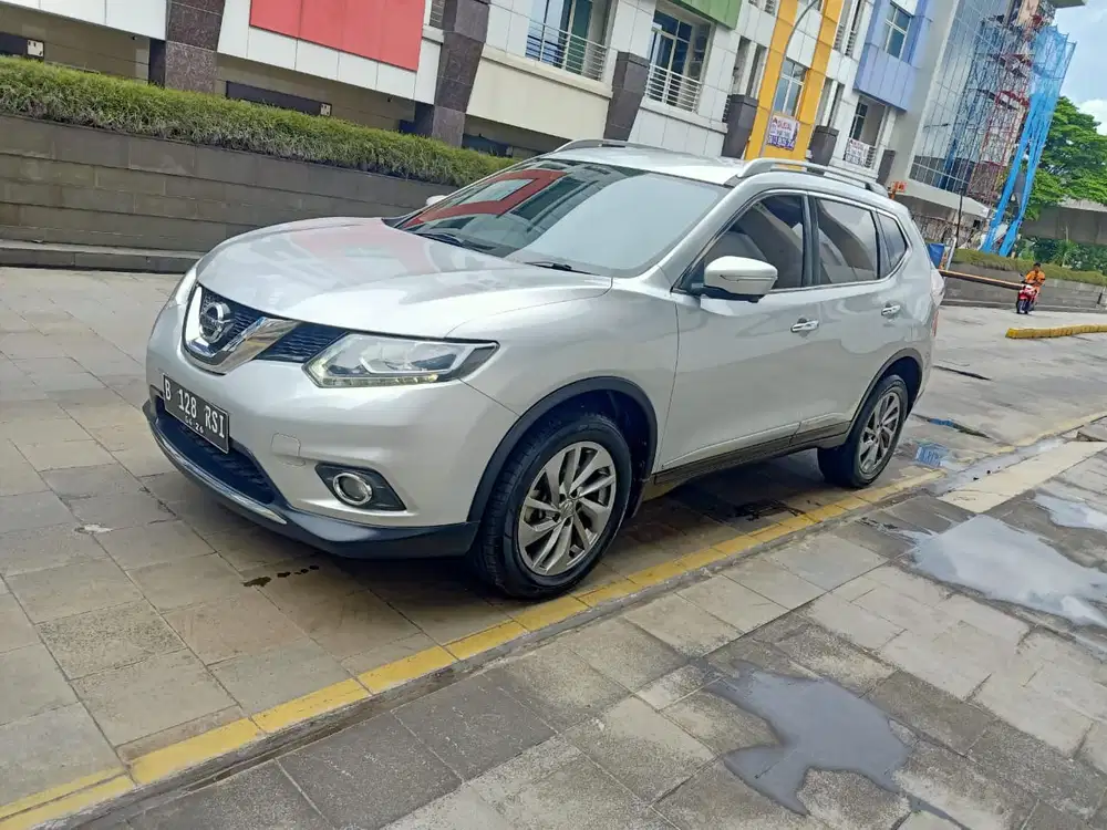 Nissan X-Trail 2015 Bensin