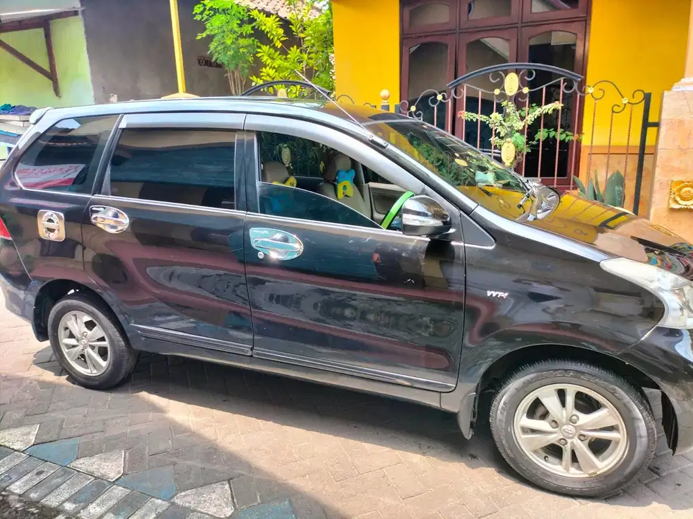 Toyota Avanza 2012 Bensin