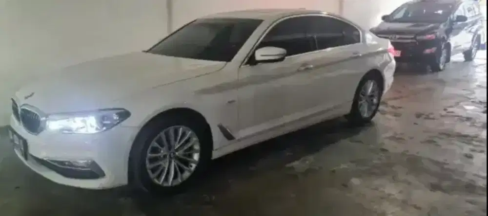 Dijual BMW 530i