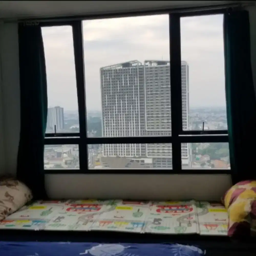 DISEWAKAN APARTMENT COLLINS BOULEVARD