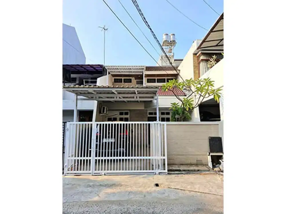 Rumah murah di Puan Timur Kelapa Gading 6x17m 1,5 lantai jalan sangat lebar 3 mobil