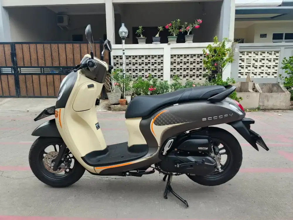DIJUAL HONDA SCOOPY FASHION BROWN 2024 (GRESS)