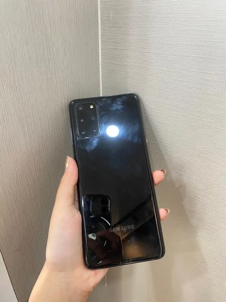 Samsung Galaxy S20+ 8/128GB