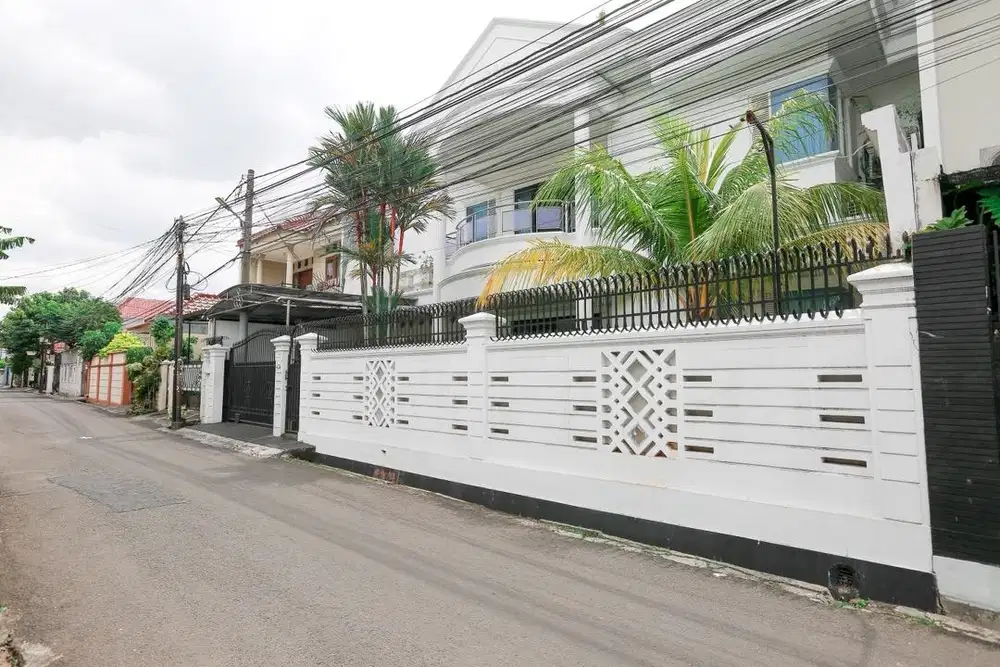 sewa rumah mewah murah