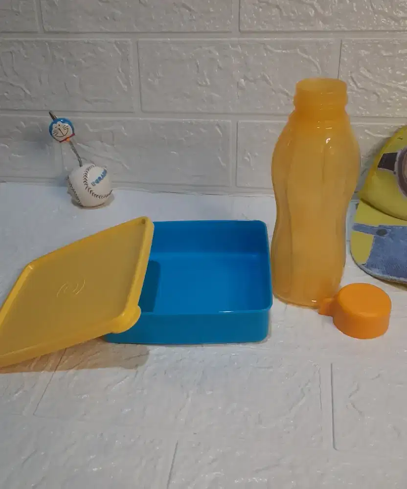 Set Bekal anak Tupperware