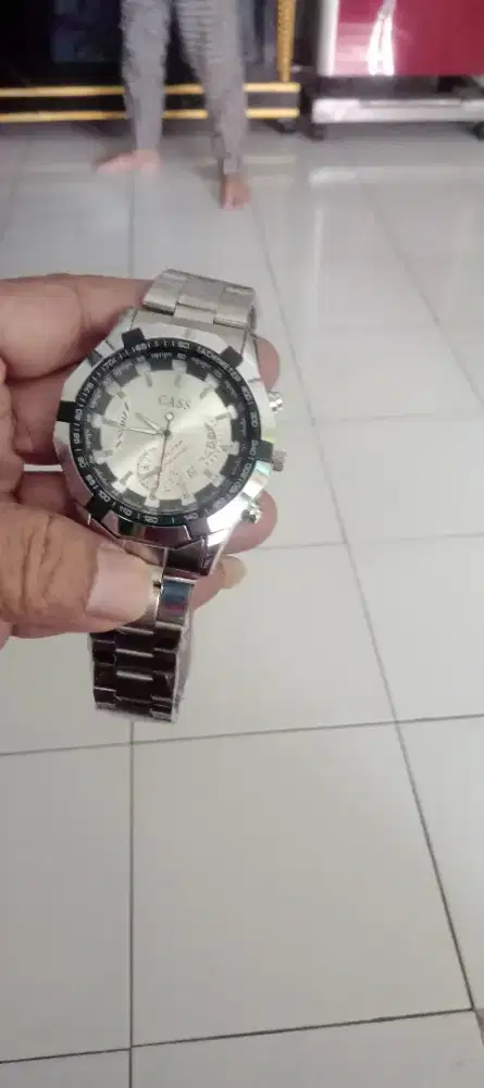 Jam tangan mulus 99% bisa nego lokasih cianjur kota